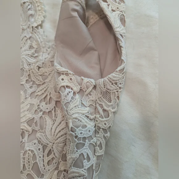 NWT Ann Taylor Sleeveless Lace Overlay Dress Cream Beige Lined Size 00P - Picture 10 of 14
